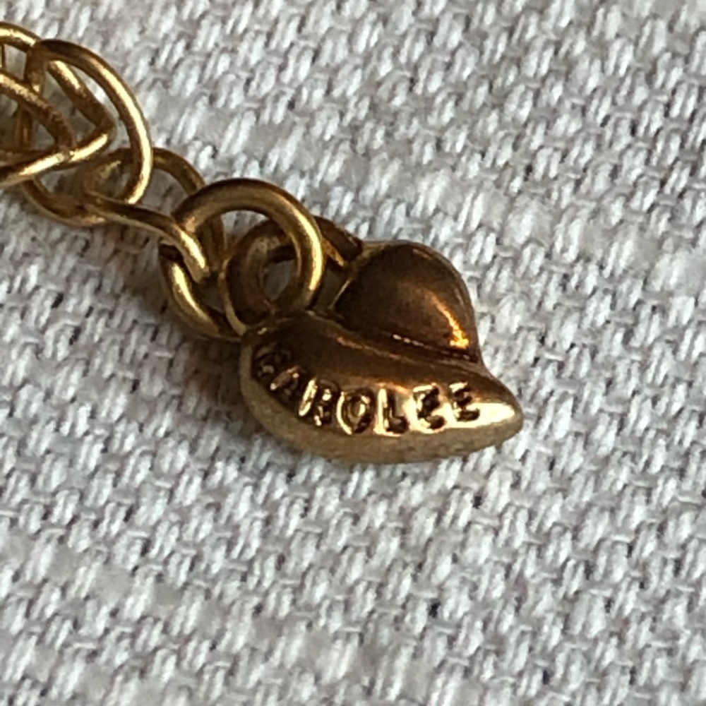 NWOT Carolee Gold-Tone Nostalgic Necklace - Picture 6 of 11
